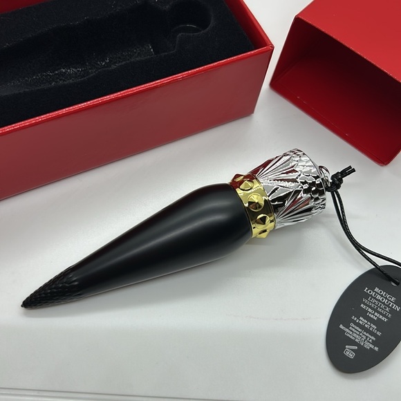 Rouge Christian Louboutin Velvet Matte Lip Colour  Retro Berry 148M, 0.13oz BNIB - Picture 6 of 15
